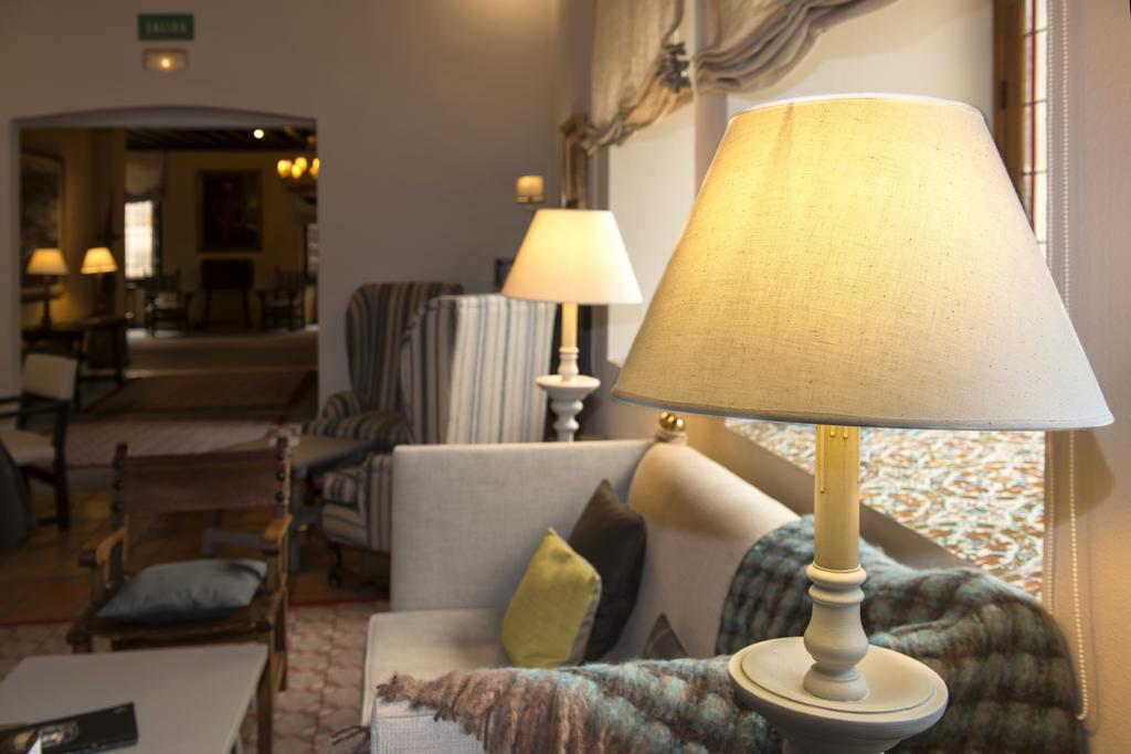 Parador De Ávila Ngoại thất bức ảnh