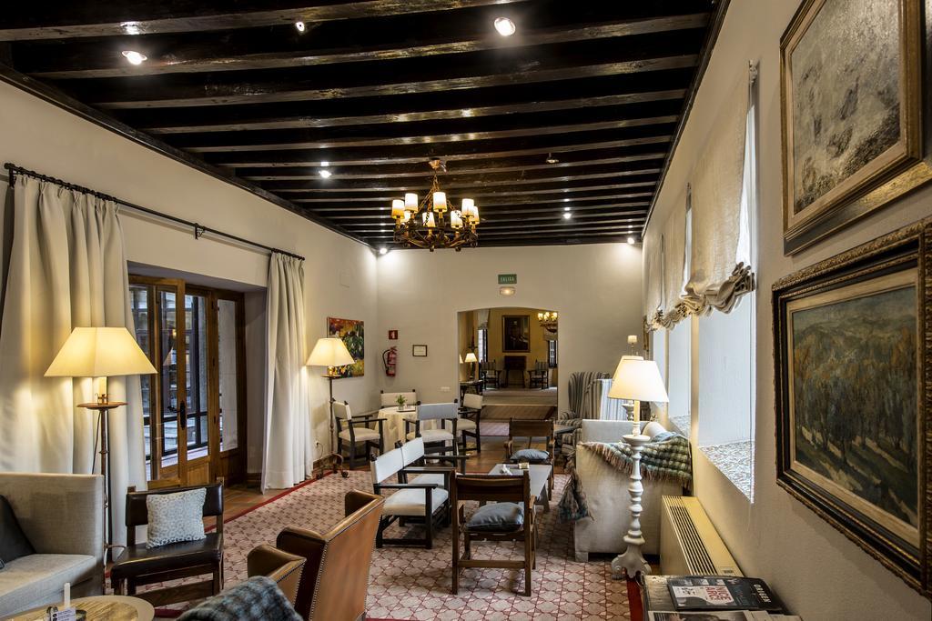 Parador De Ávila Ngoại thất bức ảnh